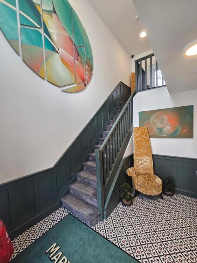 Mary Mullen'S Rooms Eyre Square. Galway Extérieur photo